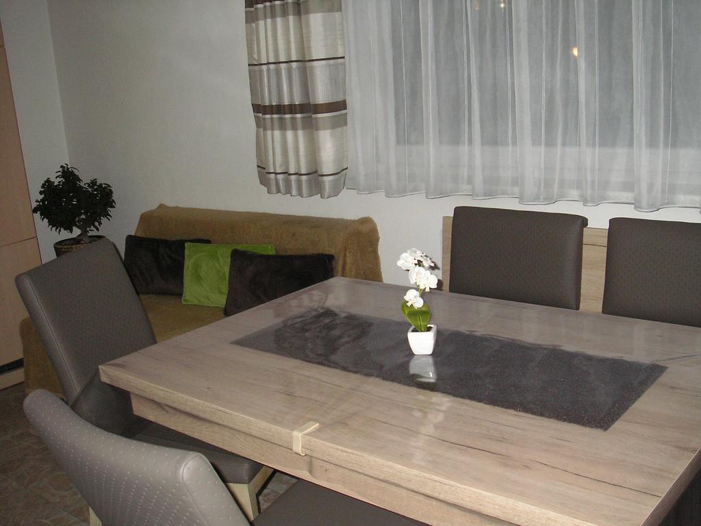Haus Daniel Apartment Neustift im Stubaital Room photo